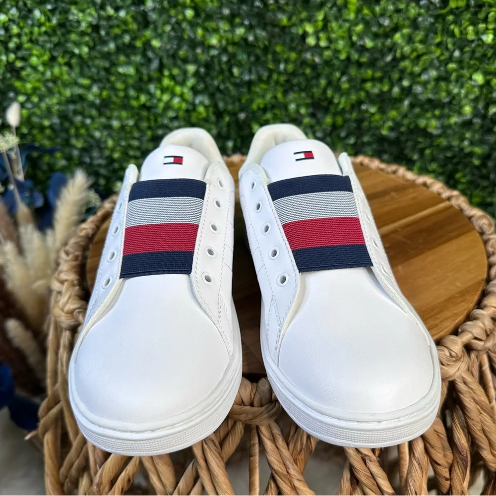 Tommy Hilfiger White  The Iconic court slip on Sneakers new‎ in box